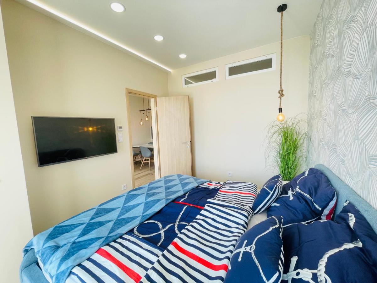 Panorama Deluxe Apartments - Pool & Free Parking Альшоэрш Экстерьер фото